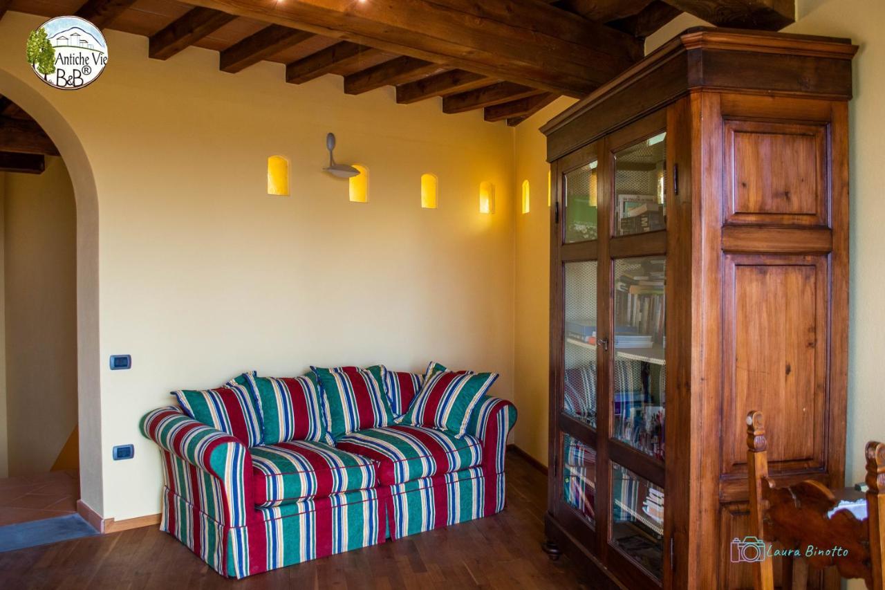Antiche Vie B&B Serramazzoni Dış mekan fotoğraf
