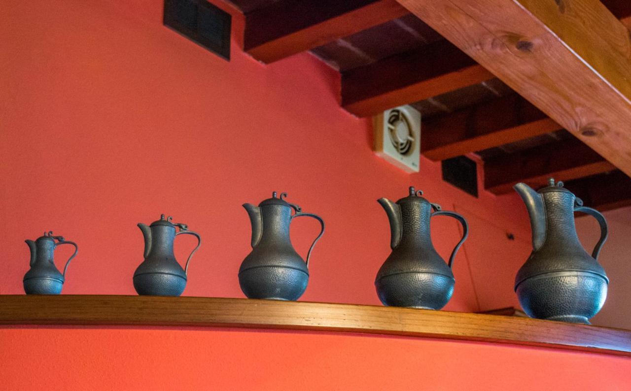 Antiche Vie B&B Serramazzoni Dış mekan fotoğraf
